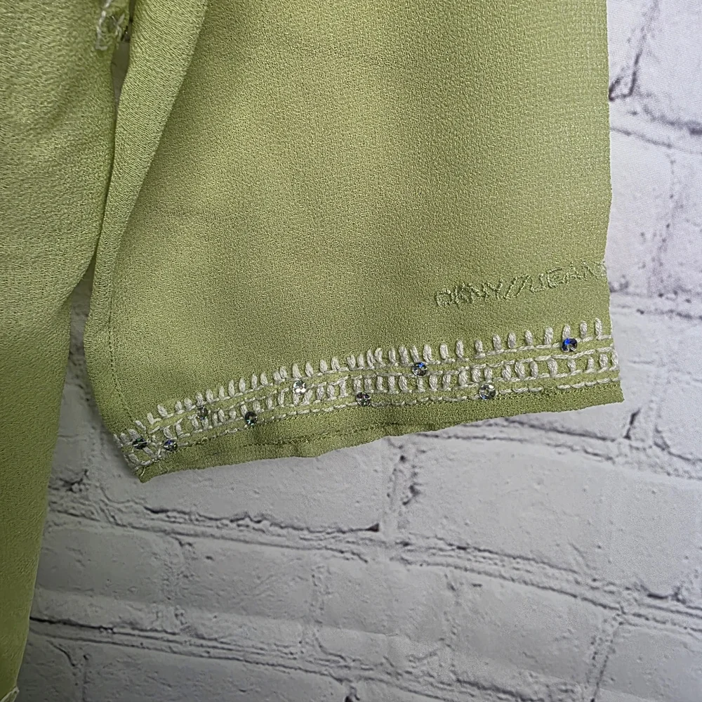 DKNY/ Green Sequin Embroidered Top - Picture 7 of 9